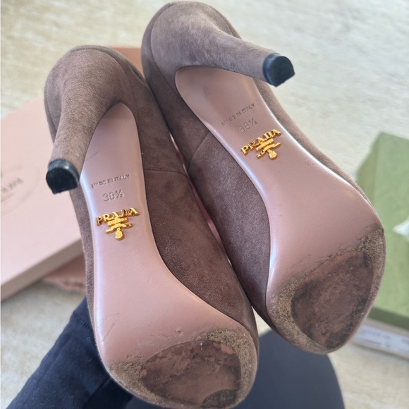 Prada Taupe Suede Platform Pumps Sz 36.5 - Picture 4 of 7